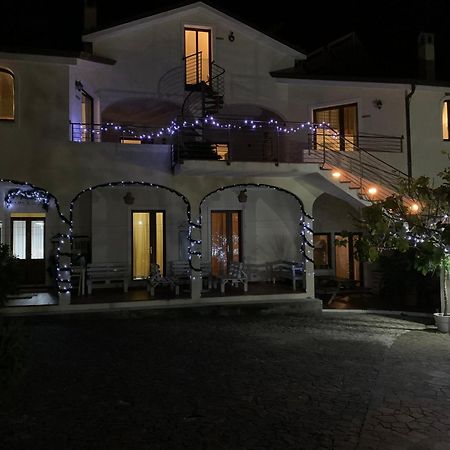 Апартаменти Casa Di Livia Сант'Анна-Аррезі Екстер'єр фото